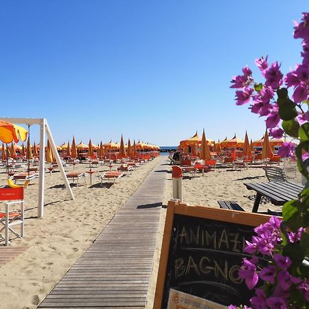 Hotel Sirena Bellaria-Igea Marina Exterior foto